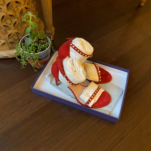 New STUART WEITZMAN Whatastud Nudistsong Suede Heels Red Heels - Picture 4 of 13